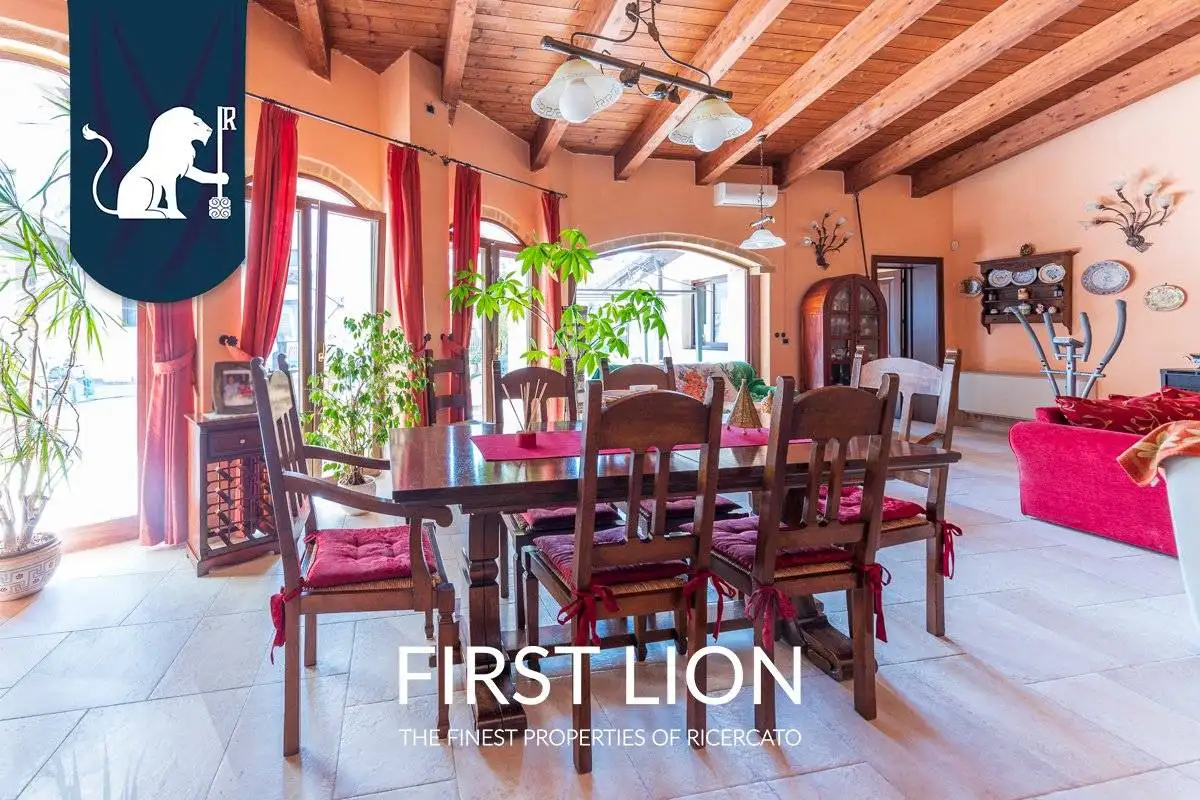 Villa in vendita a Guagnano