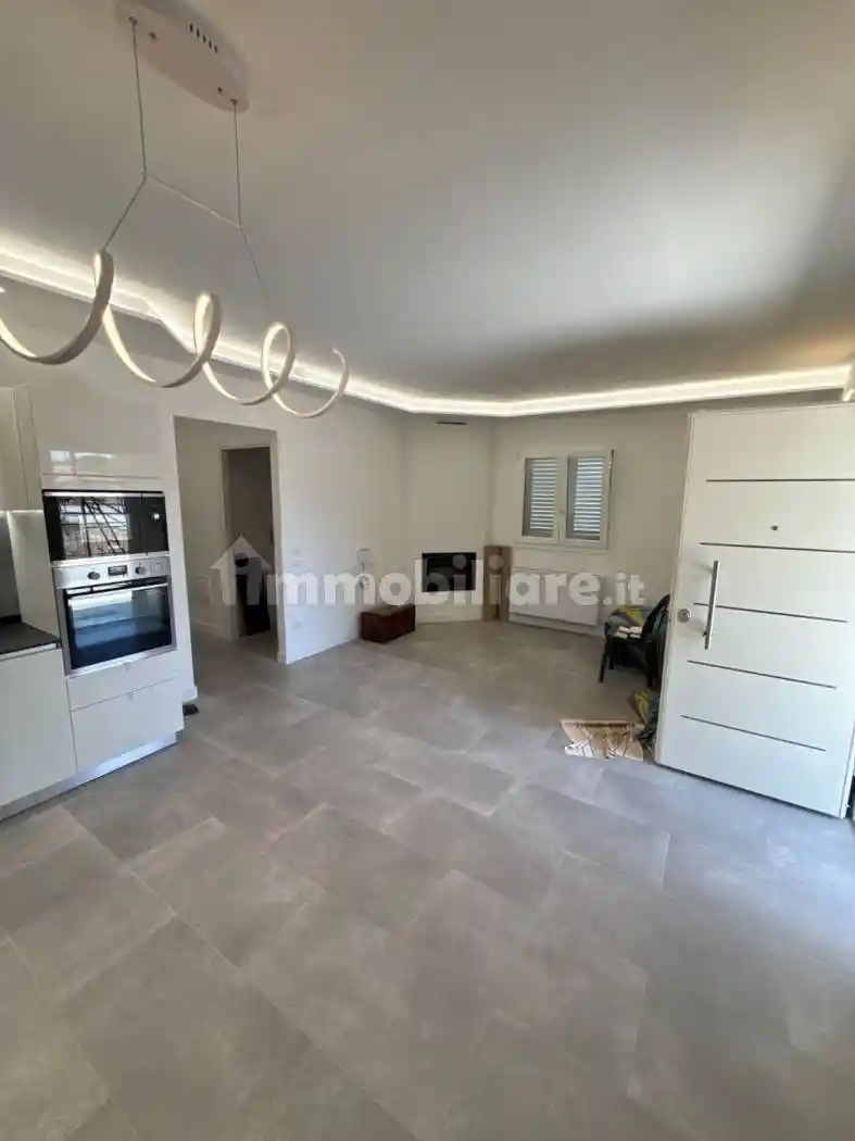 Villa plurifamiliare via Don Sebastiano Leone, Zona Nuova, Pratoranieri, Follonica - foto 2