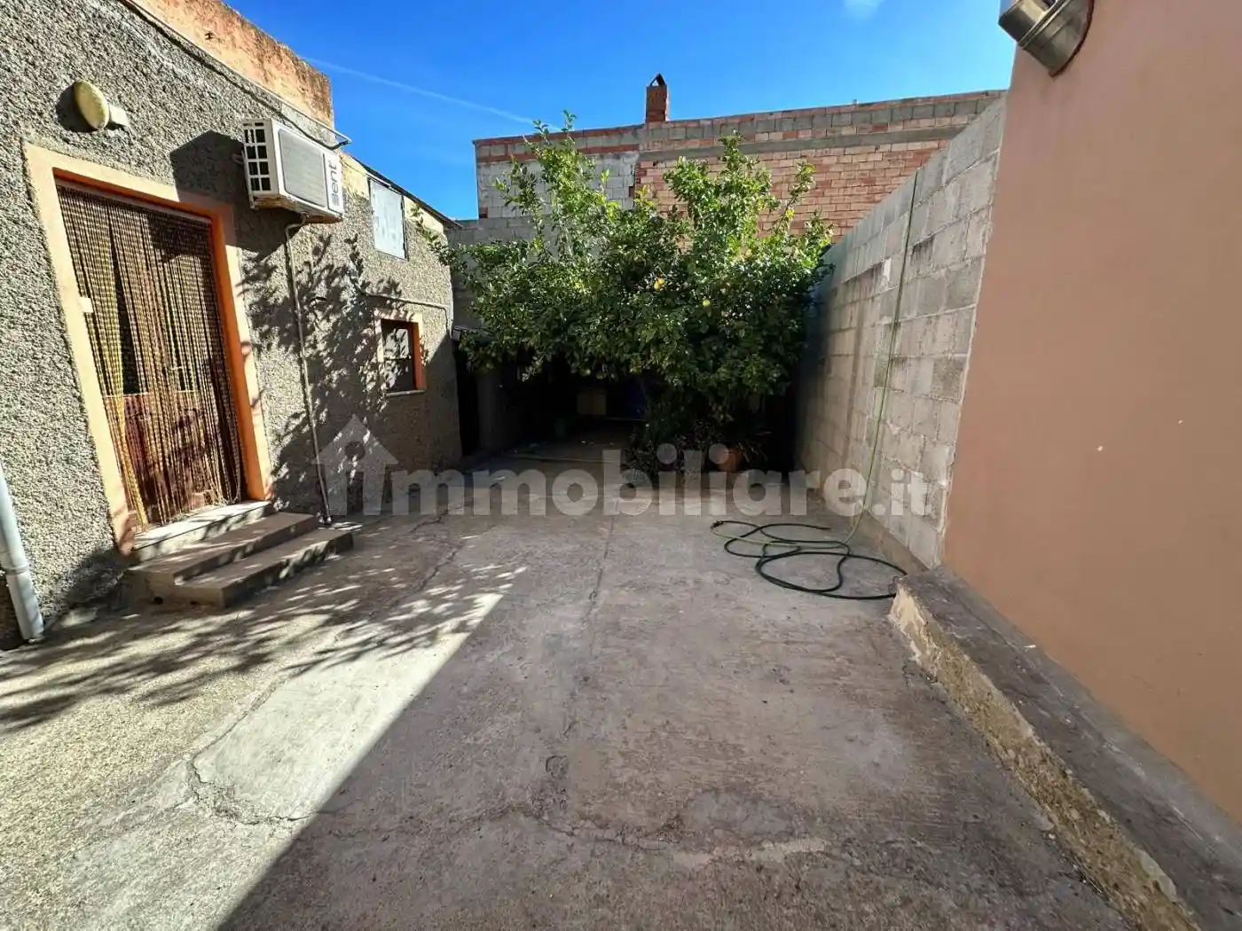 Villa in vendita a Dolianova