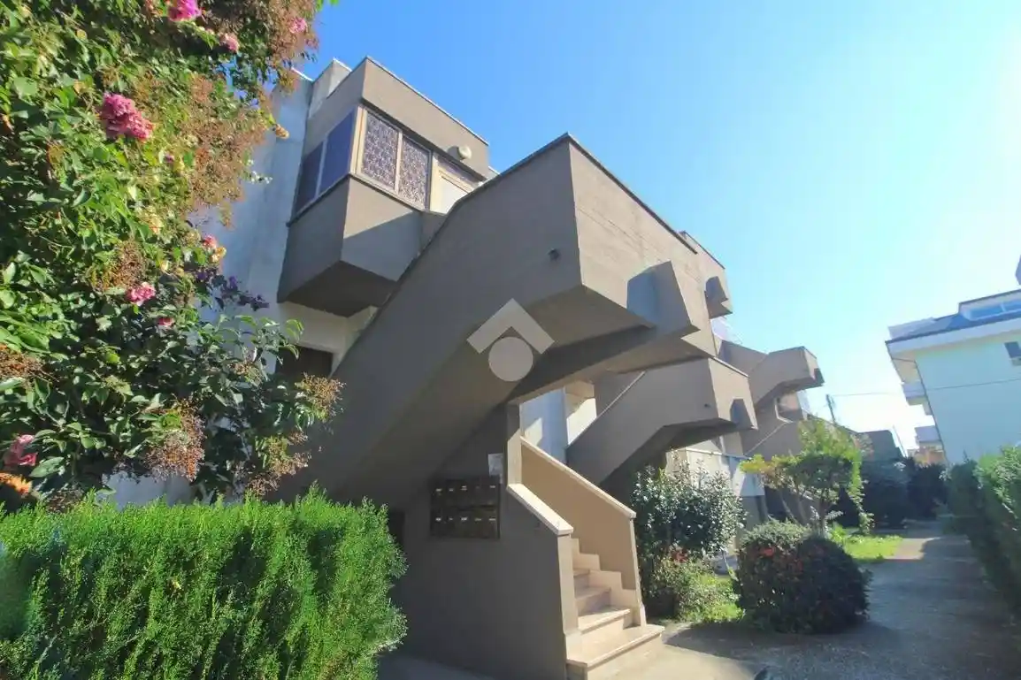 Trilocale via Arno 8, Centro, Giulianova - foto 2