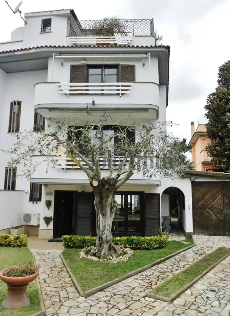 Villa a schiera via Fiorenzuola di Focara, Fregene, Fiumicino - foto 3