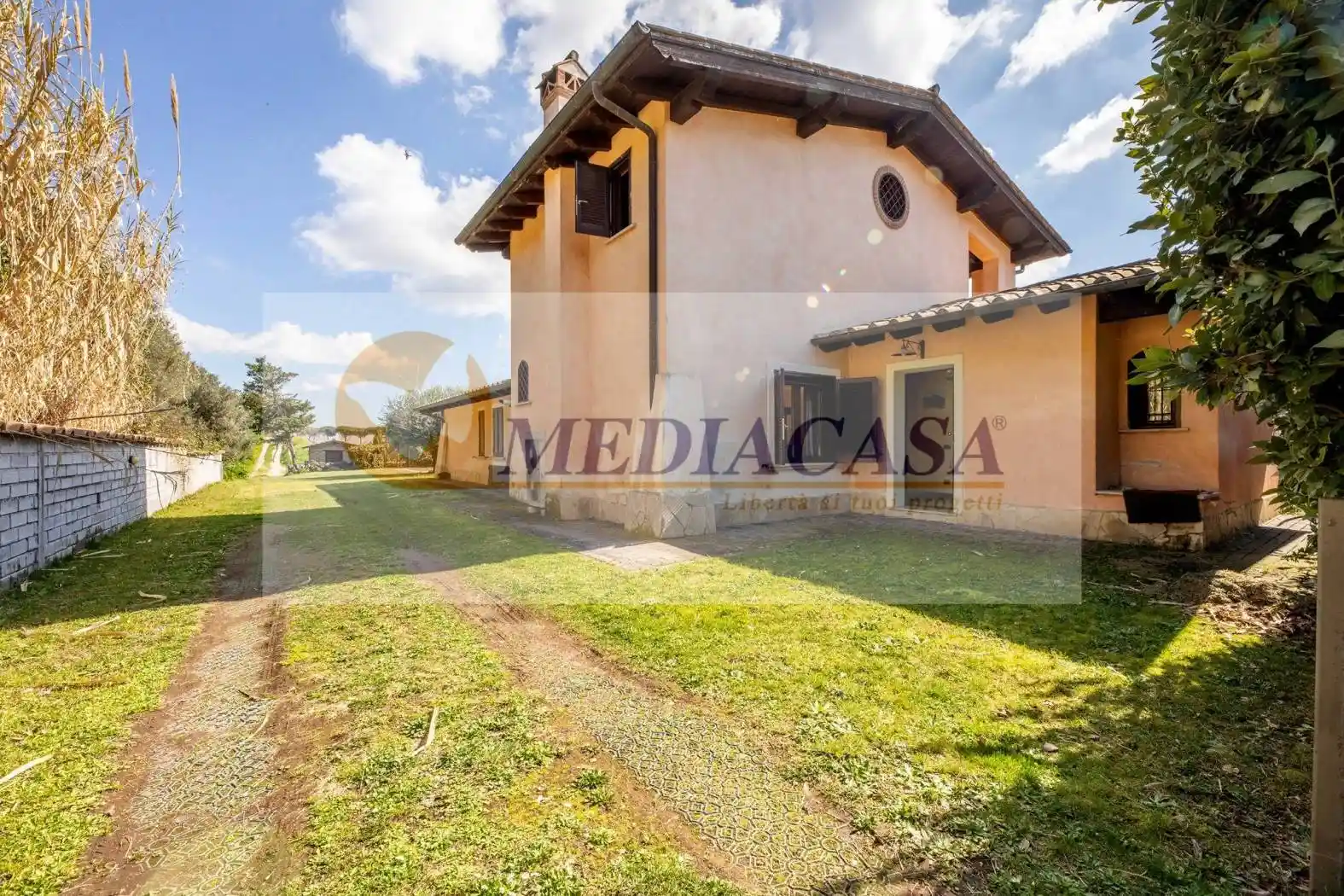 Villa bifamiliare via Cassia 2381, Formello - foto 2
