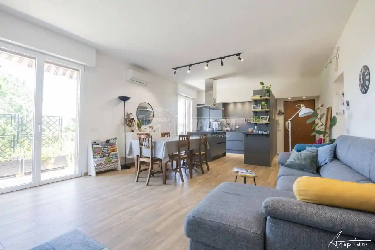 Appartamento in vendita a Modena