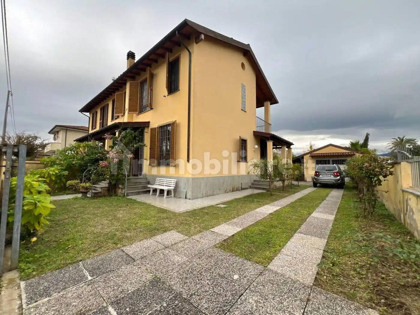 Villa in vendita a Camaiore