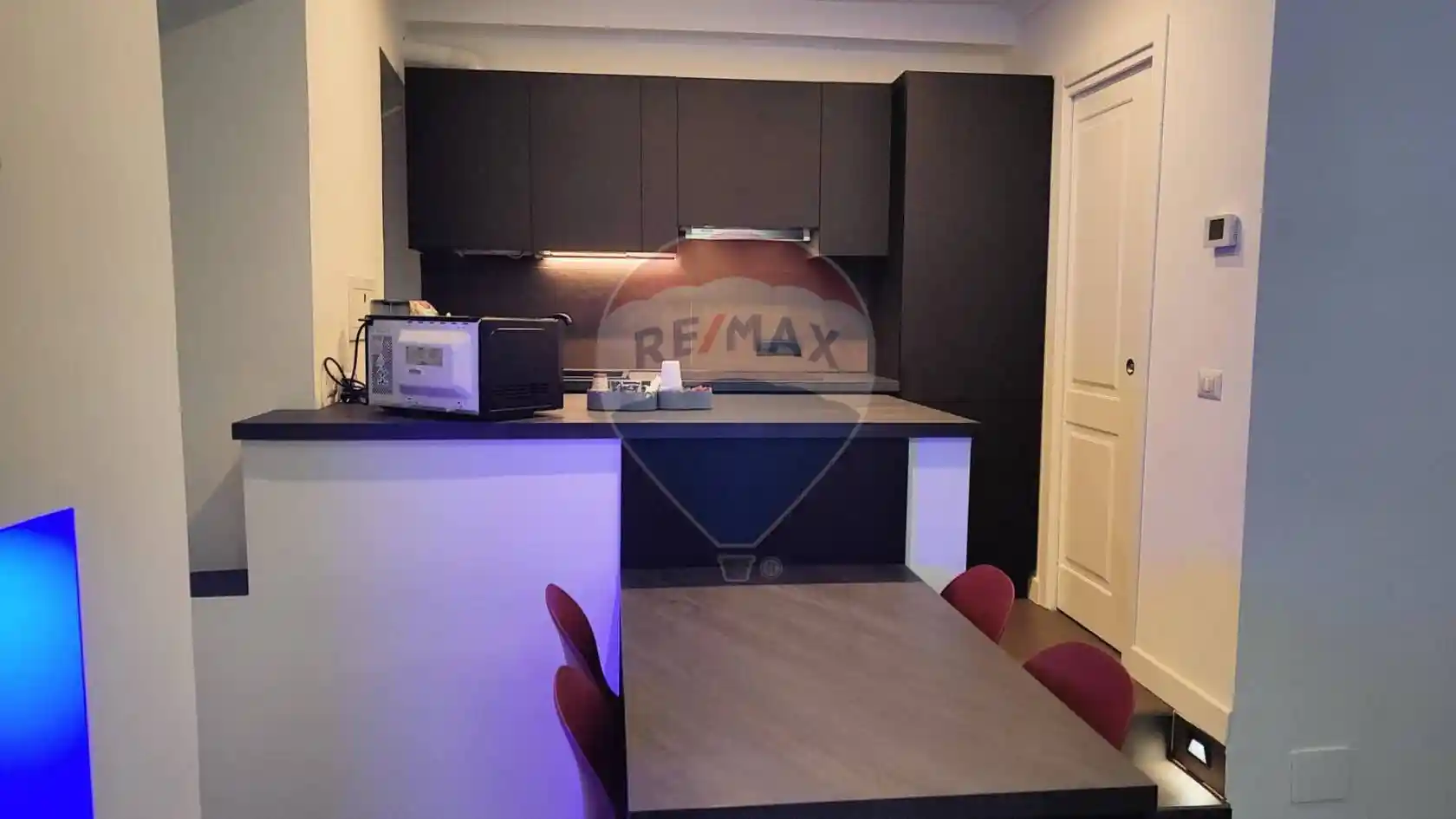 Trilocale Gradoni Di Chiaia 62, Monte di Dio, Napoli - foto 3