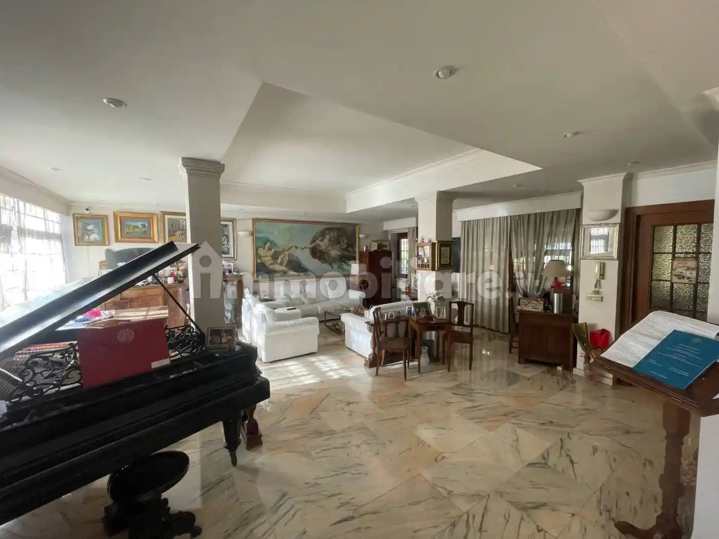 Palazzo - Edificio in vendita a Roma