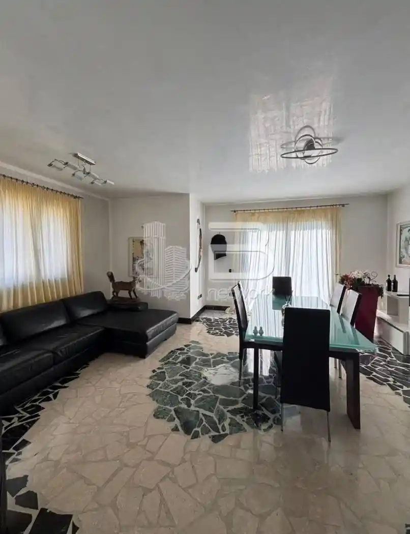 Villa bifamiliare via Belvedere 120, San Carlo - Antona, Massa - foto 3