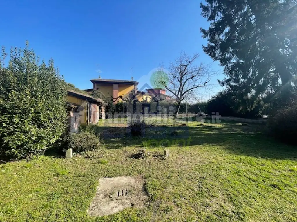 Terratetto plurifamiliare via Bernini, Centro, Castelvetro Piacentino - foto 3