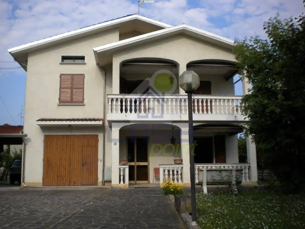 Terratetto unifamiliare via villa maggiore, Centro, Boretto - foto 2