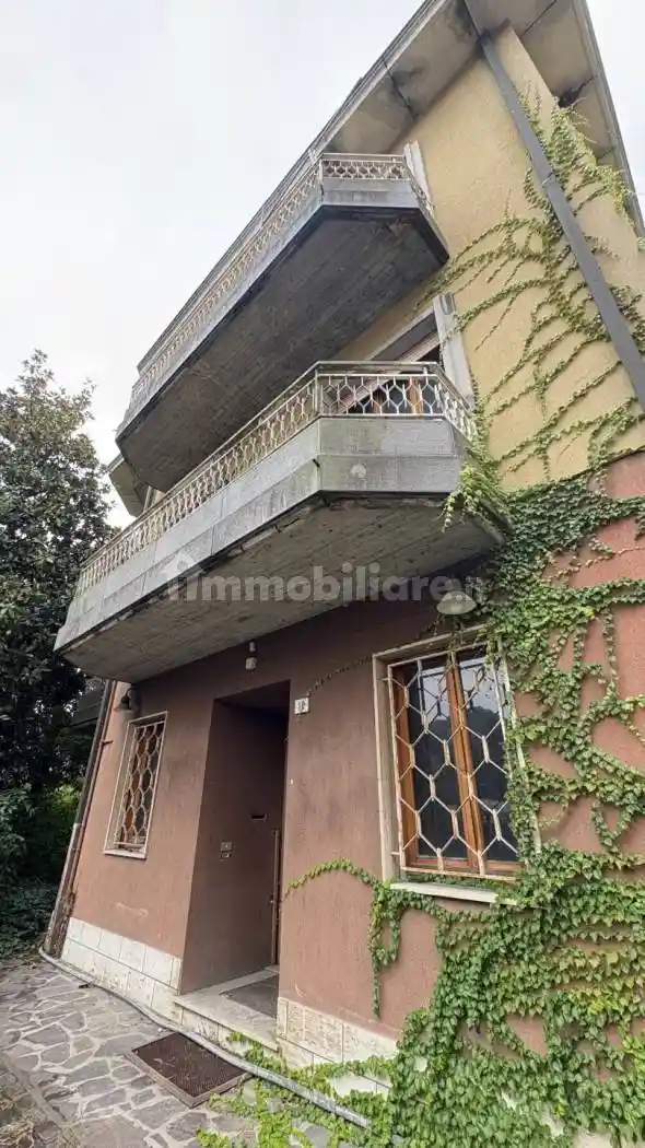 Villa in vendita a Carpi