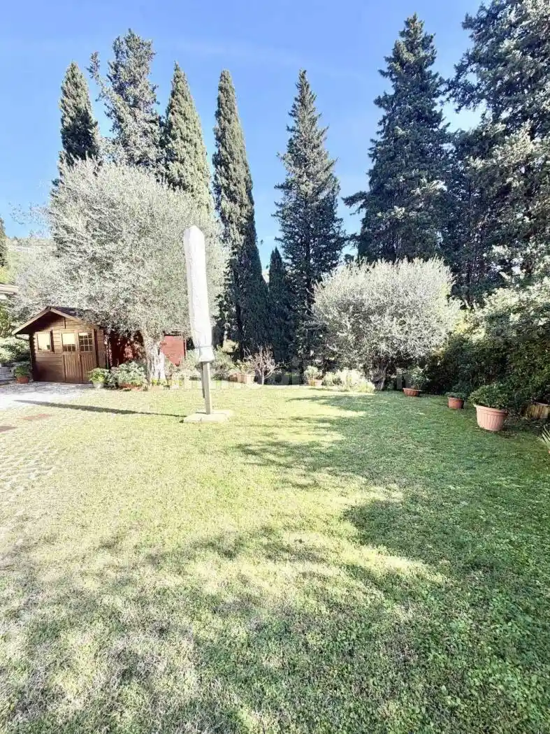 Villa in vendita a Massarosa