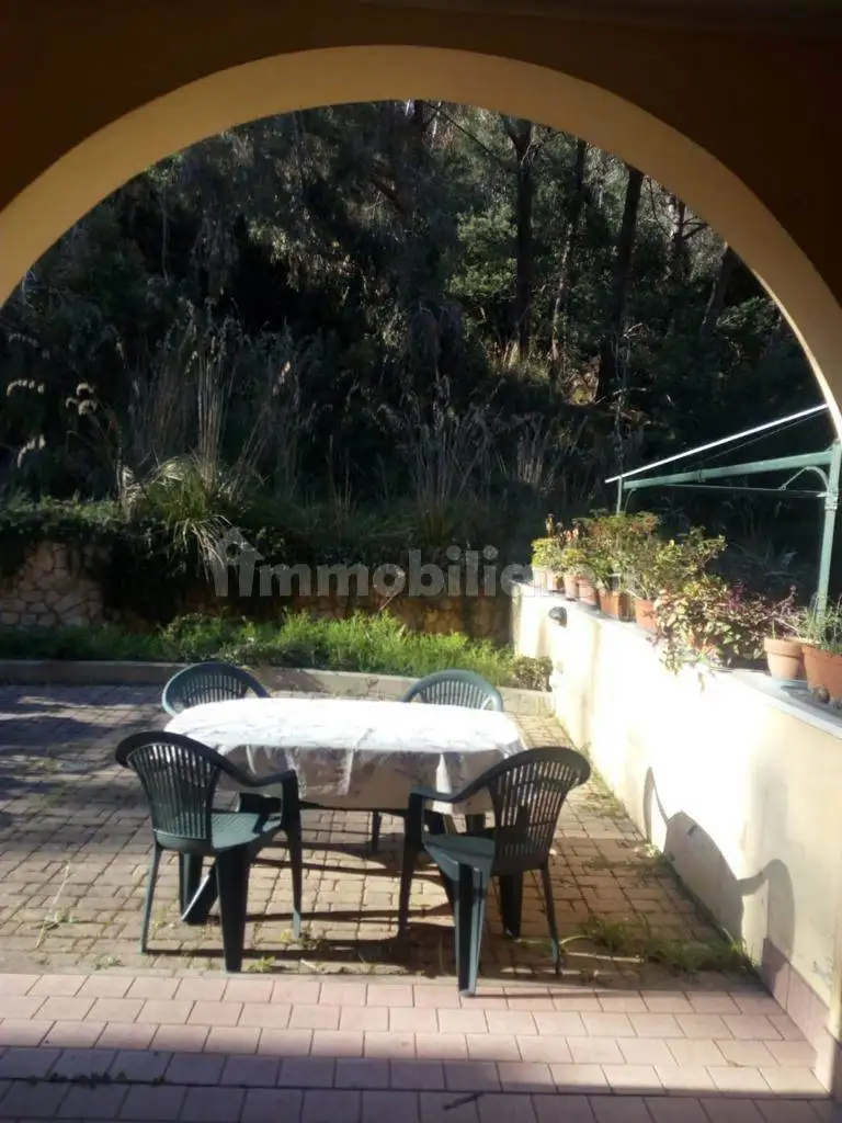 Appartamento in vendita a Rio