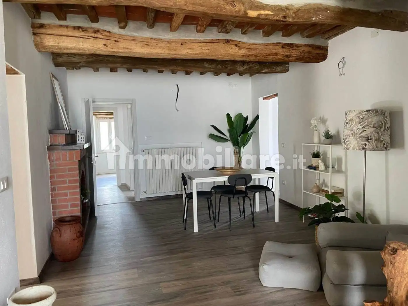 Appartamento in vendita a Massa e Cozzile