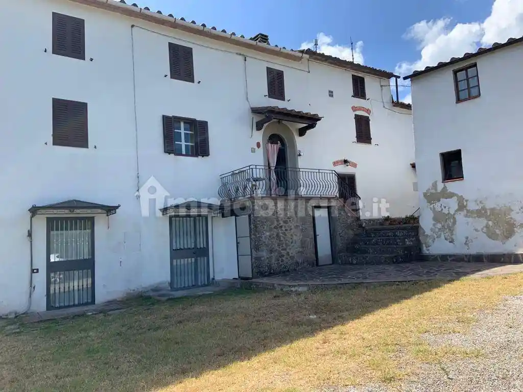 Casa indipendente in vendita a Montecatini-Terme