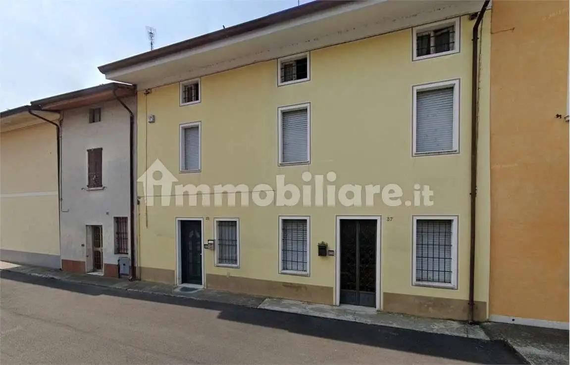 Casa indipendente in asta a Isorella