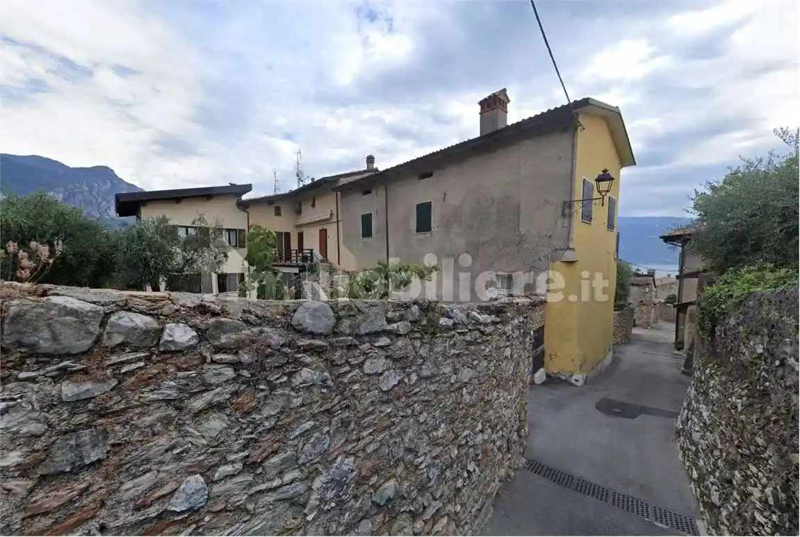 Appartamento in vendita a Toscolano-Maderno