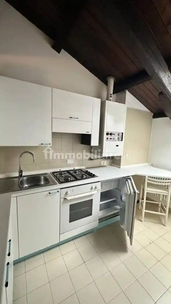 Mansarda via Poscolle 6, Centro Storico, Udine - foto 3