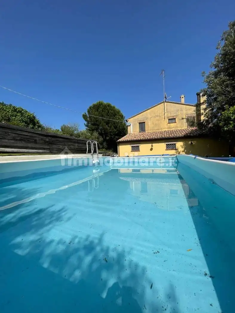 Rustico - Casale in vendita a Offagna