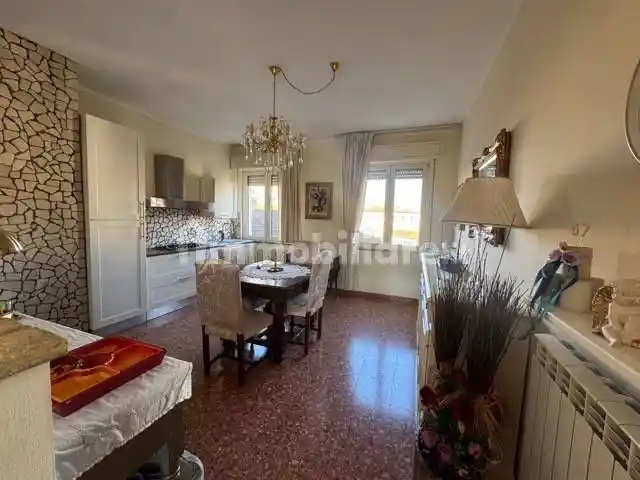 Quadrilocale via Vittorio Veneto 180, Oltrera, Pontedera - foto 5