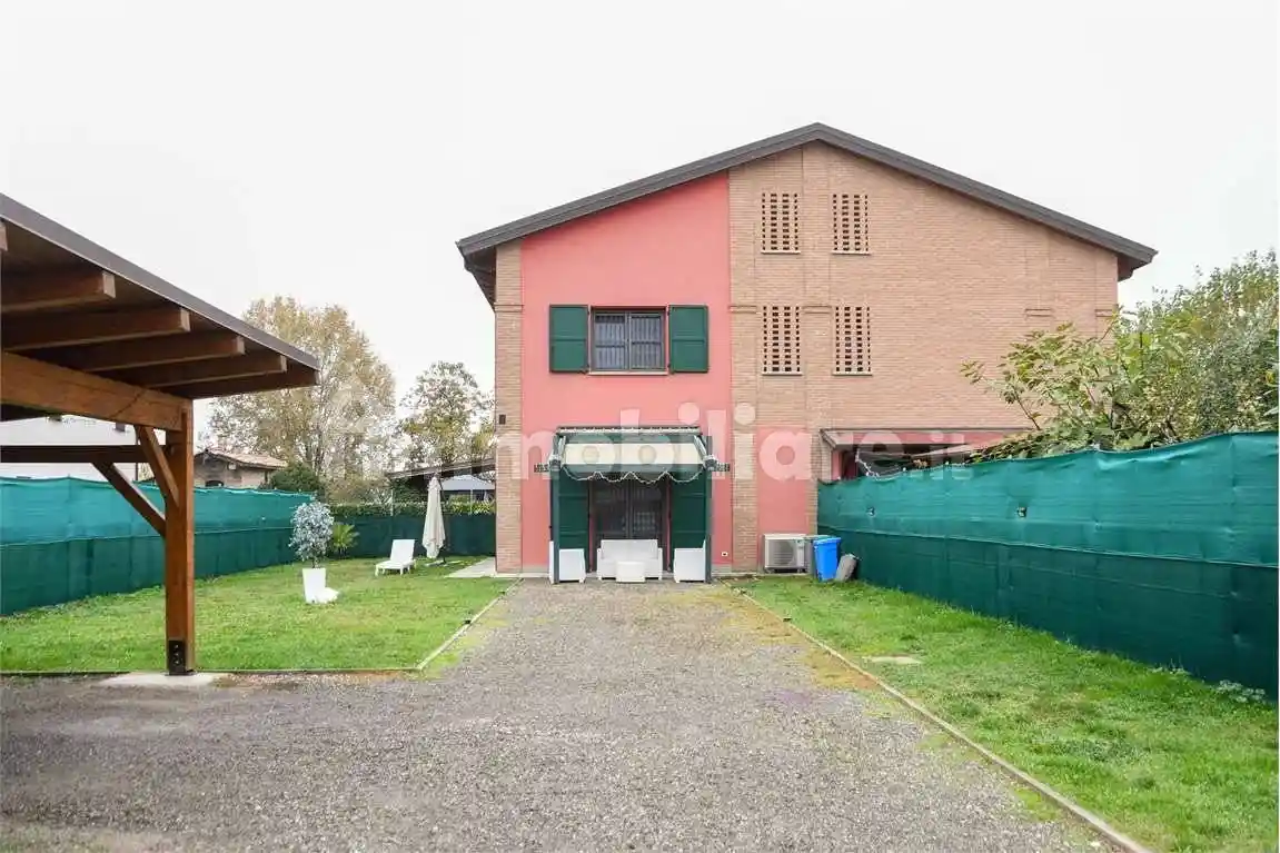 Villetta a schiera - foto 2