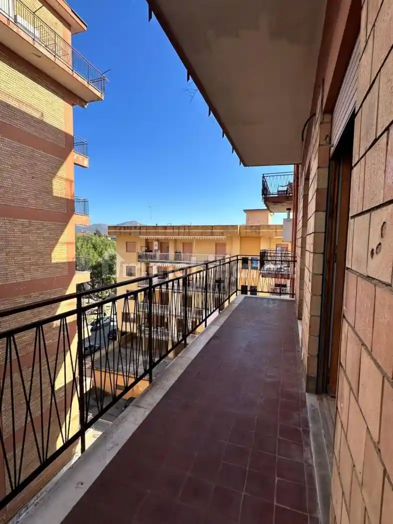 Appartamento viale Carlo III di Borbone 181, San Nicola la Strada - foto 3