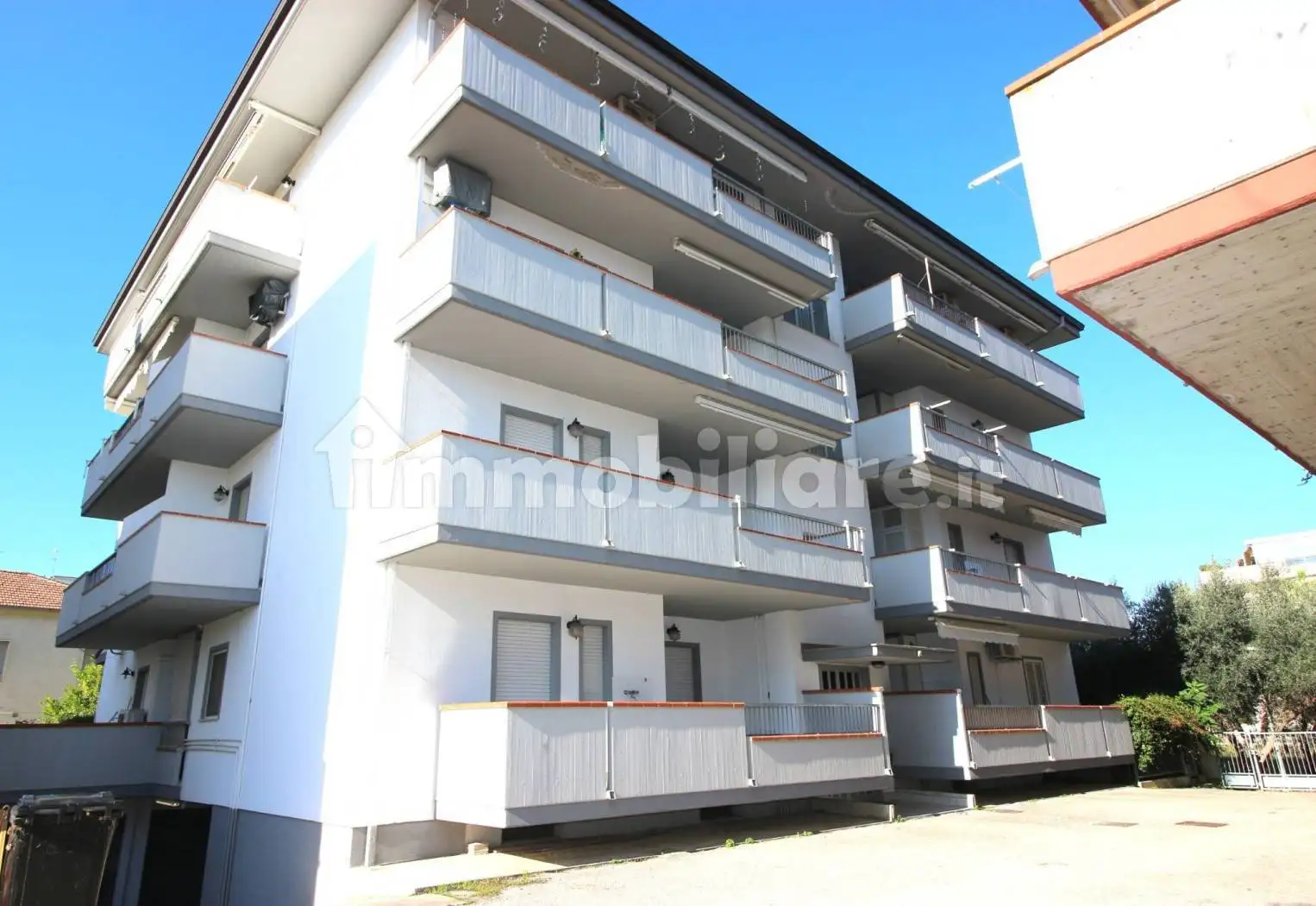 Appartamento in vendita a Alba Adriatica