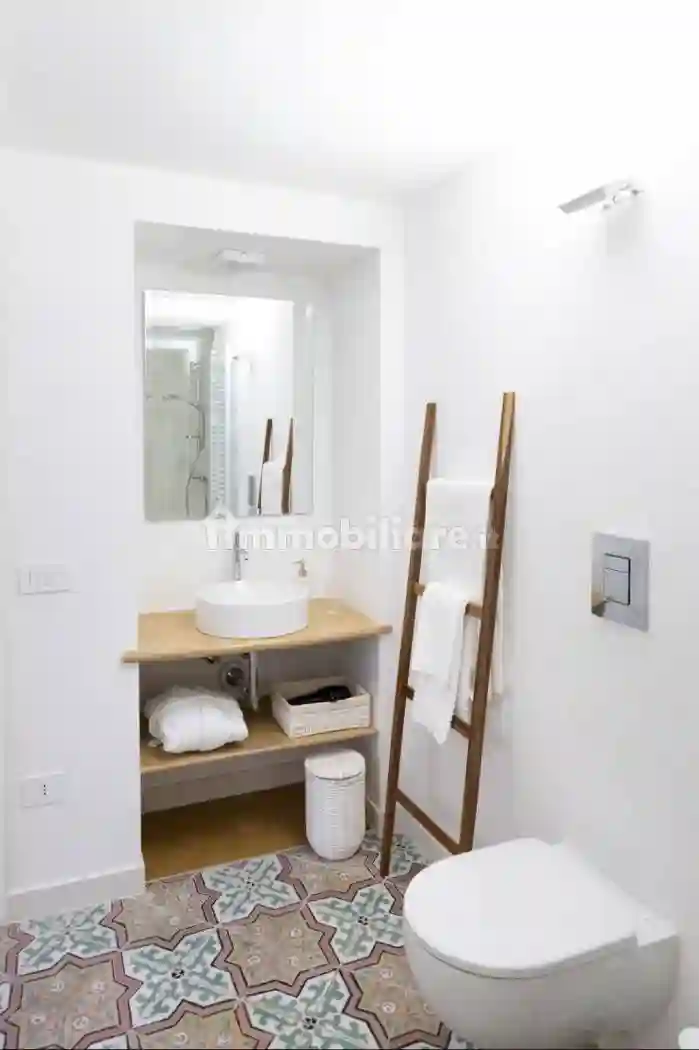 Trilocale via Francesco Crispi 51, Piazza Amedeo - Parco Margherita, Napoli - foto 4