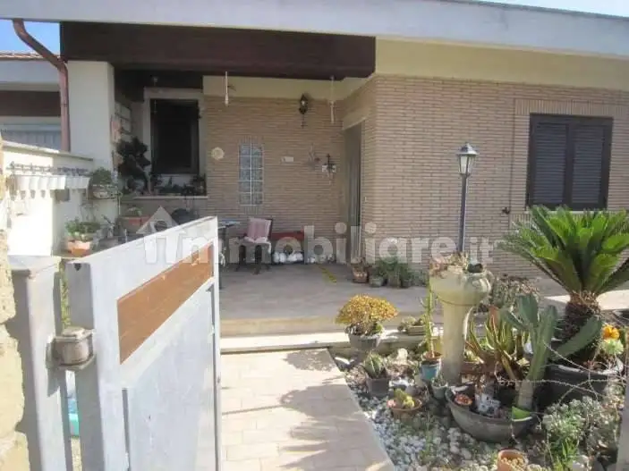 Villa in asta a Anzio