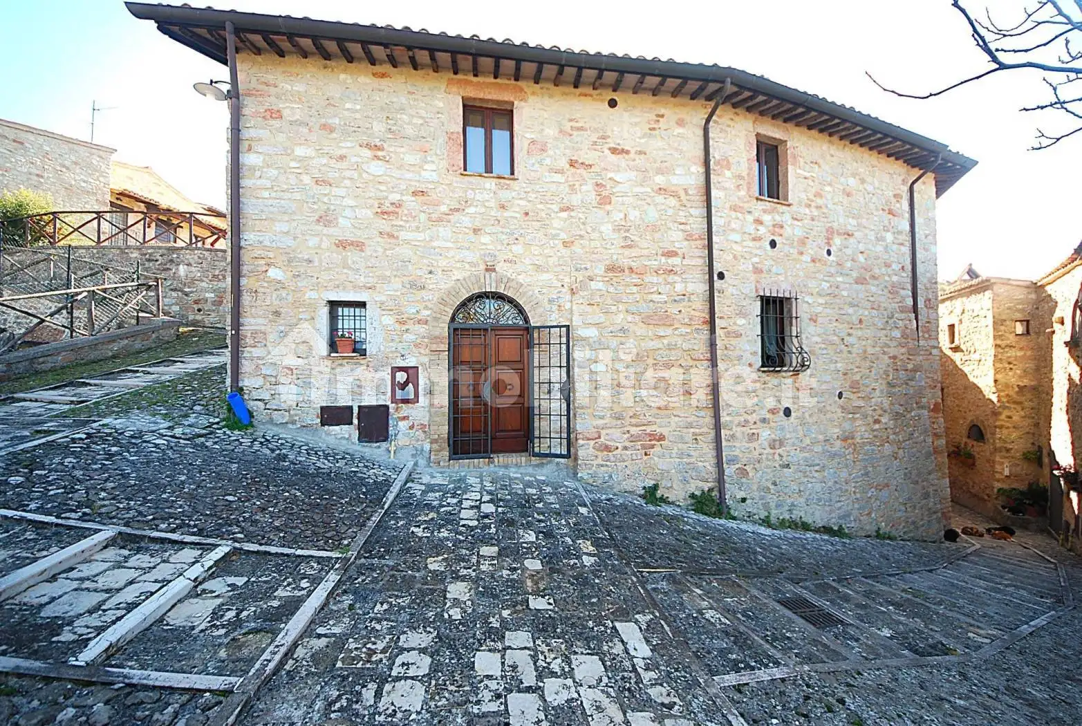 Appartamento in vendita a Campello sul Clitunno