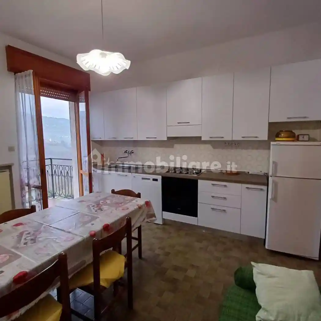 Trilocale buono stato, secondo piano, Centro, Coli - foto 2