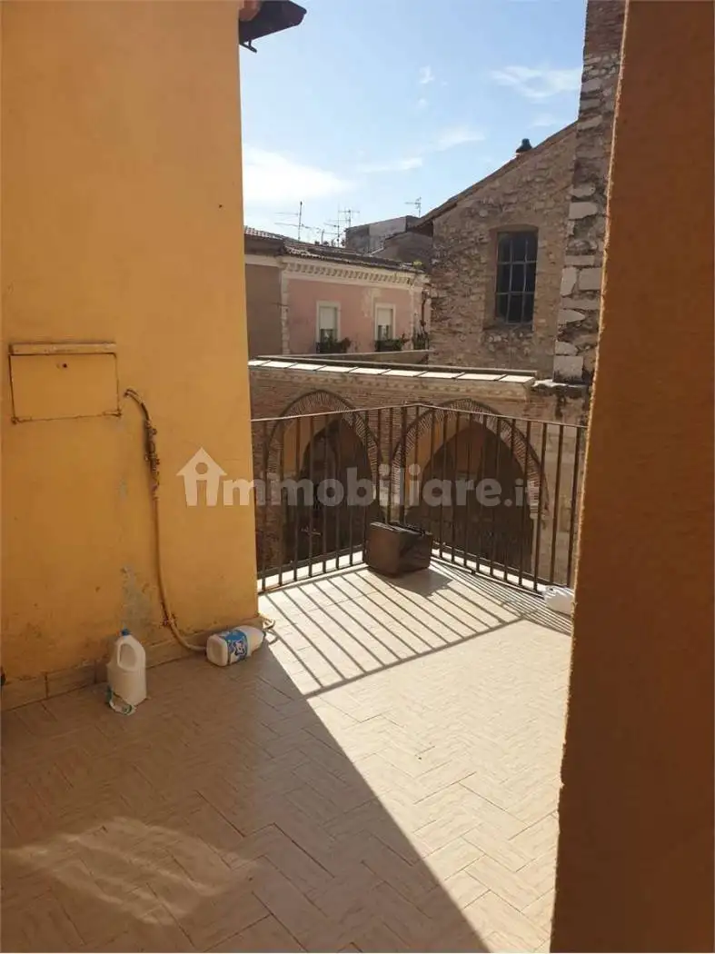 Appartamento in affitto a Minturno