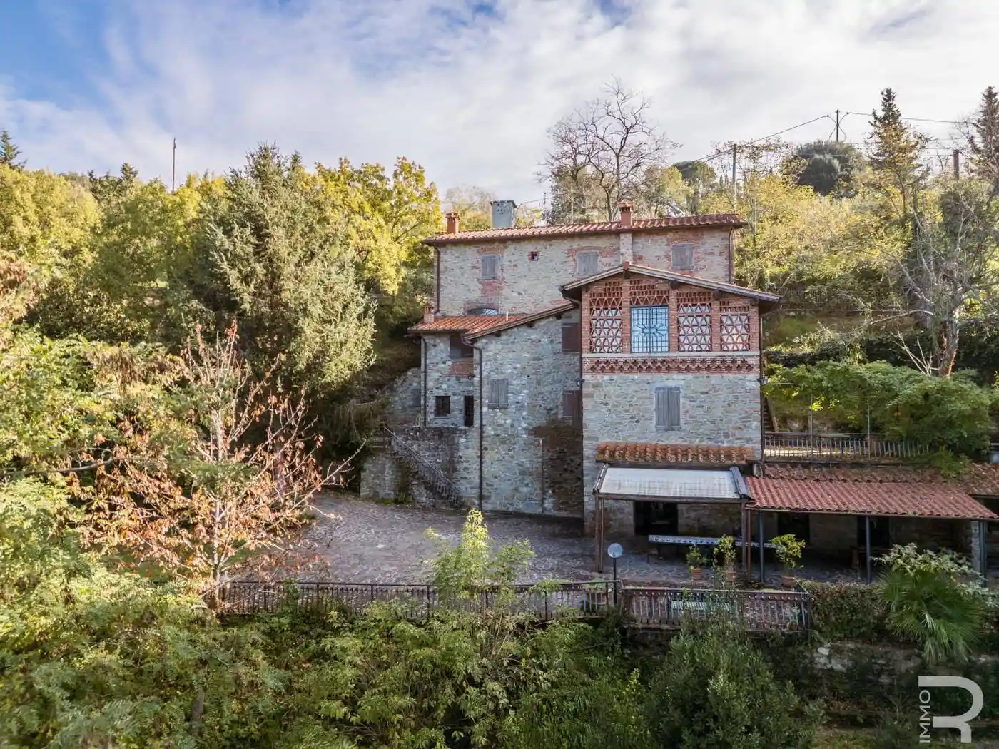 Rustico - Casale in vendita a Reggello