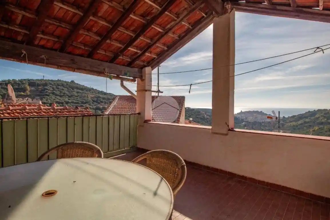 Appartamento in vendita a Imperia