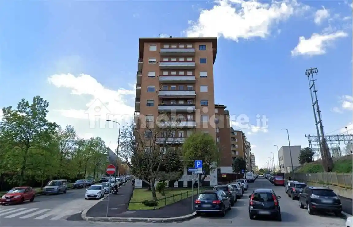 Appartamento all'asta via Fiuggi, 2, Milano - foto 3