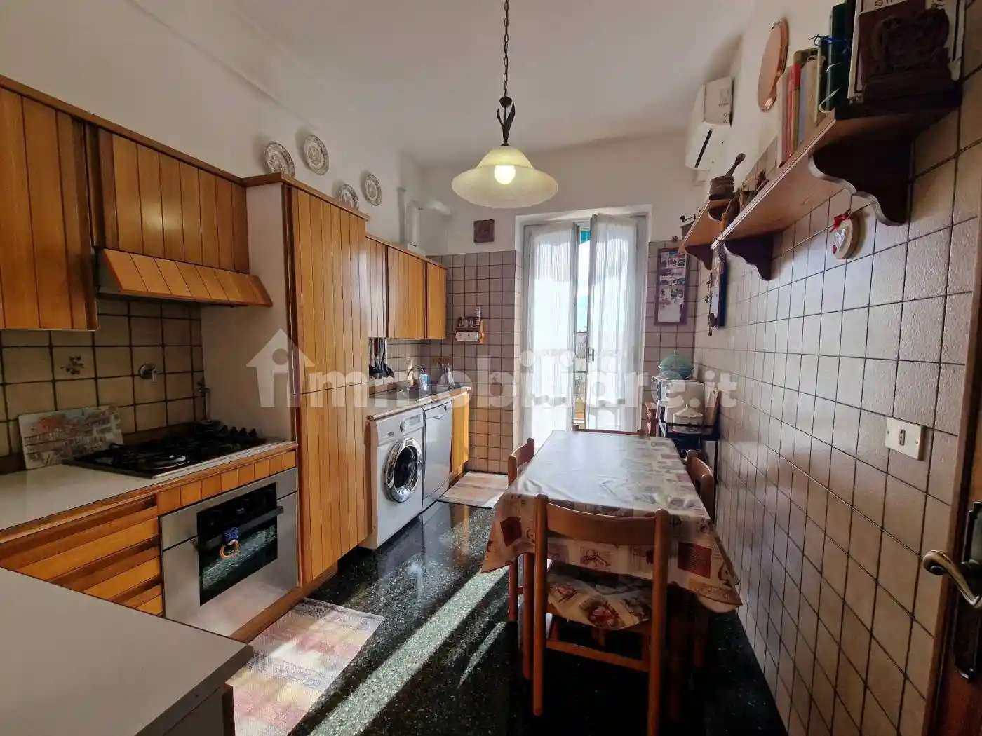 Appartamento in vendita a Genova