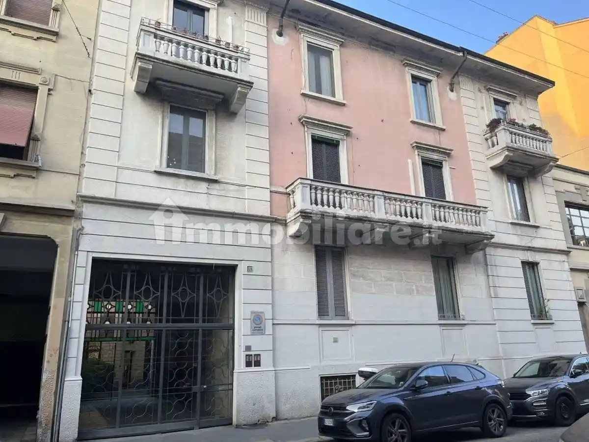 Bilocale via Angelo della Pergola 8, Isola, Milano - foto 2