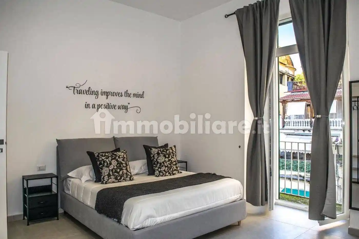 Bilocale via Montesanto, 22, Monte Santo, Napoli - foto 2