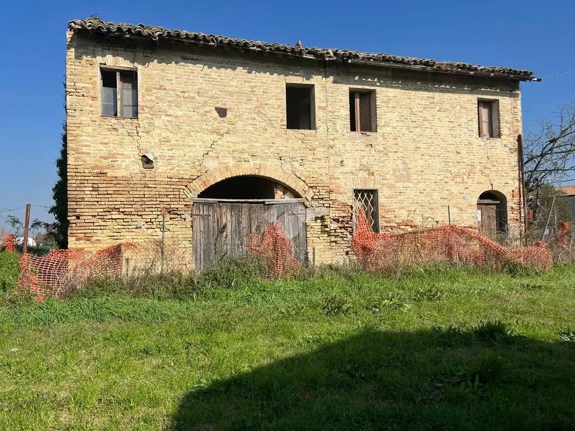 Rustico - Casale in vendita a Ravenna