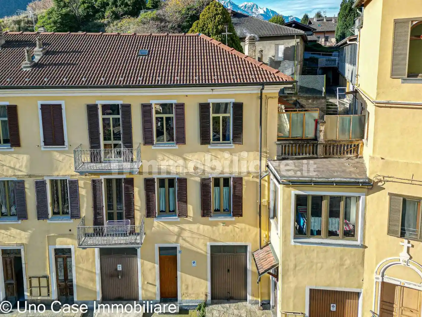 Quadrilocale via Martiri della Libertà 10, Centro, Chatillon - foto 4