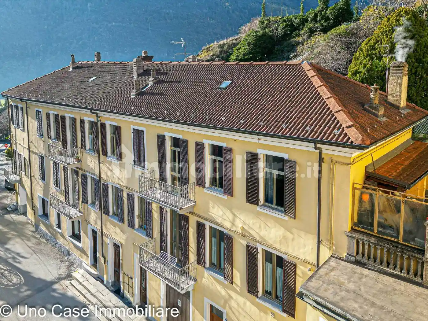 Quadrilocale via Martiri della Libertà 10, Centro, Chatillon - foto 5