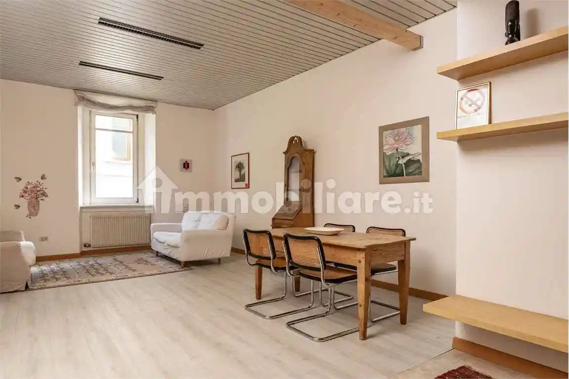 Quadrilocale vicolo del Liceo, 8, Centro Storico, Trento - foto 2