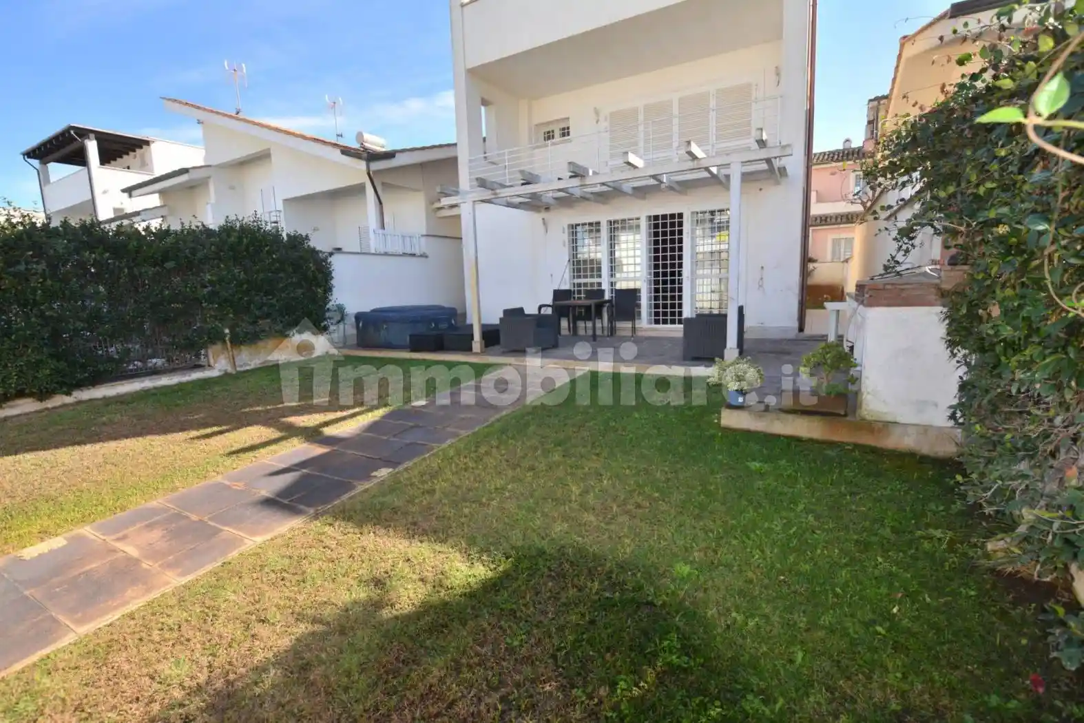 Villa in vendita a Fiumicino