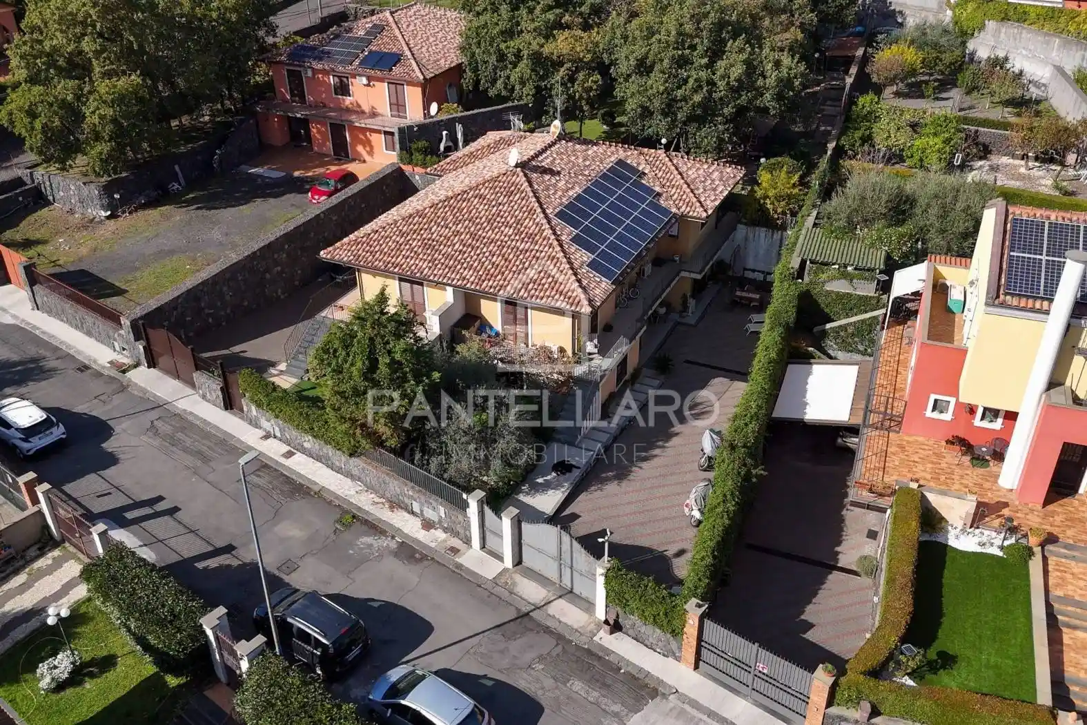 Villa in vendita a Pedara