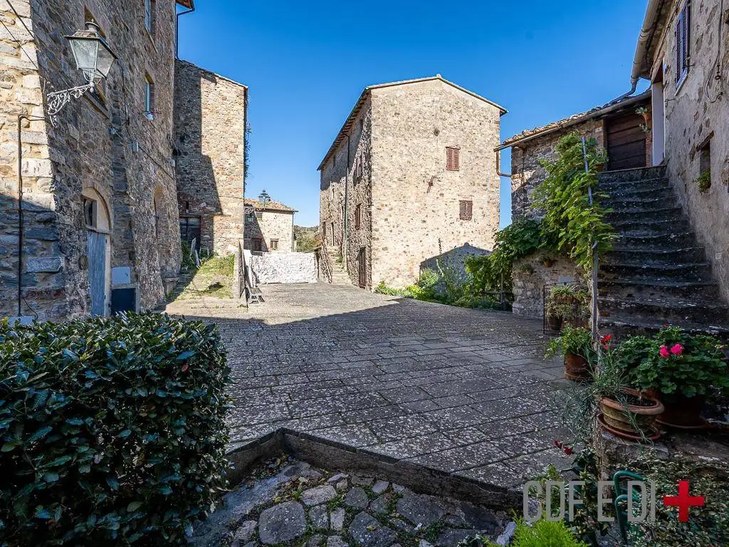 Bilocale piazza del Popolo, Centro, Castelnuovo di Val di Cecina - foto 4