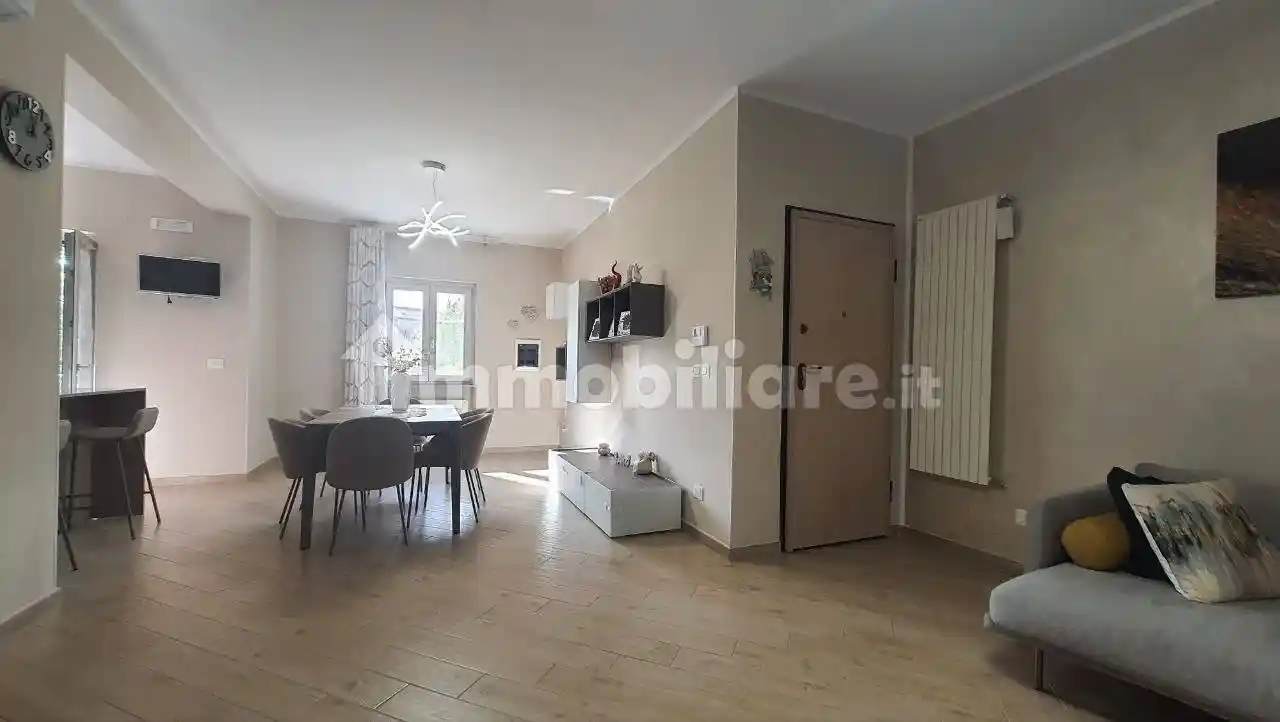 Trilocale via Vittorio Veneto traversa 2, Camigliano - foto 2