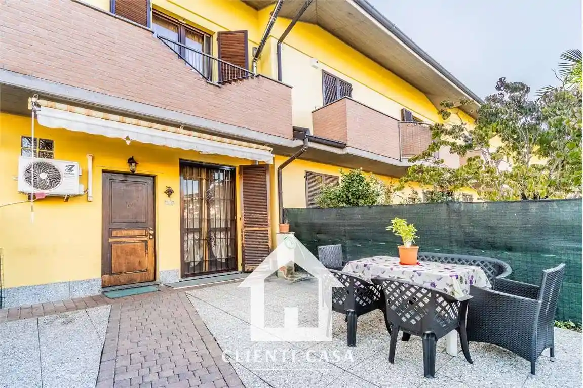 Villetta a schiera - foto 2