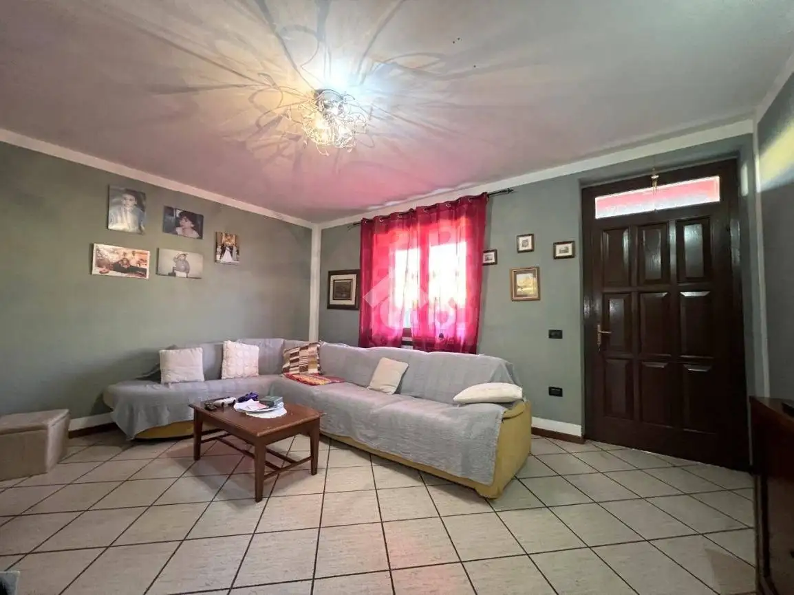 Villa a schiera via Adige 100, Asola - foto 5