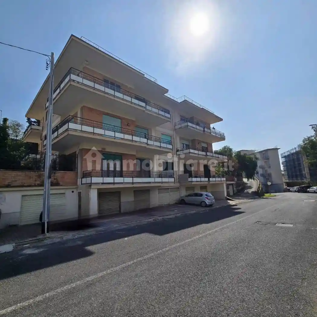 Appartamento in vendita a Salerno