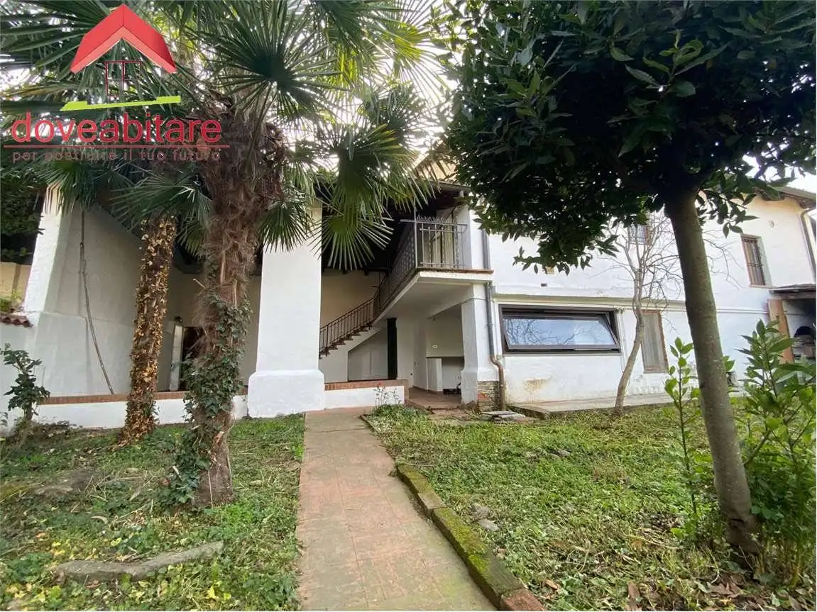 Villa in vendita a Pinerolo