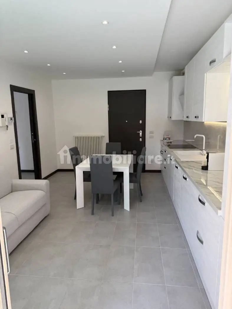 Bilocale via Sebastiano Ricci 14, Centro, Clusone - foto 2